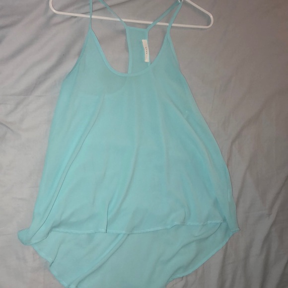 Lush top - Picture 1 of 4